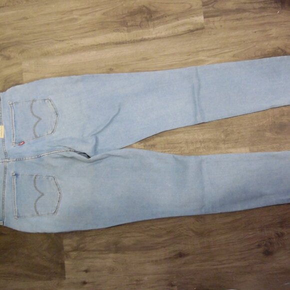 Levi's 721 High-Rise Skinny Lightwash Jeans Ladies Size 16 Med W33 L30 - Picture 6 of 11